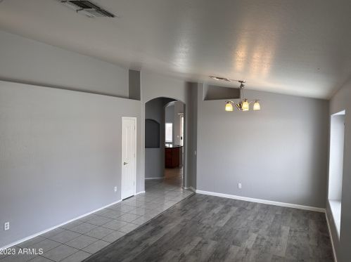 18634 28th Way, Phoenix AZ  85050-3447 exterior