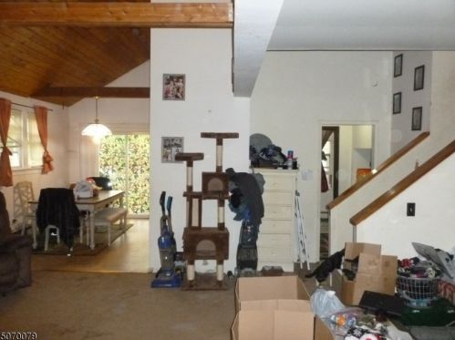 223 Halsey Rd, Parsippany NJ 07054-5209 exterior