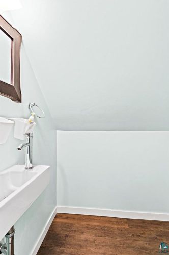 828 7th St, Duluth MN 55805-1236 exterior