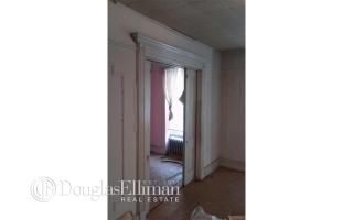 813 Halsey St, Brooklyn NY  11233-1201 exterior