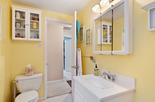 650 Malibran Dr, Pittsburgh PA 15237-5660 exterior