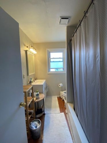 145 Oak Park Rd, Pittsburgh PA 15214-2610 exterior