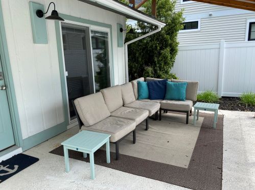 1548 Beach St, Meskegon MI  49441-1006 exterior