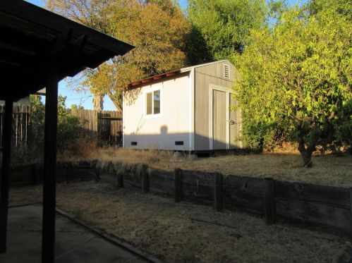 103 Rugosa Dr, Folsom CA 95630-2919 exterior