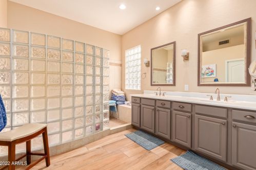 16238 16th Ln, Phoenix AZ  85045-1726 exterior