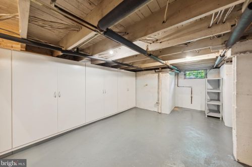 435 5 St, Washington DC 20003-2052 exterior