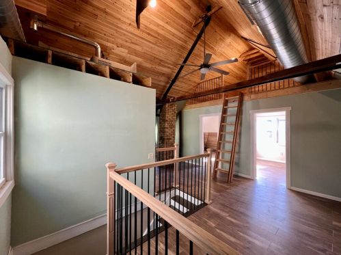 2834 Prospect Ave, Milwaukee WI  53211-3770 exterior