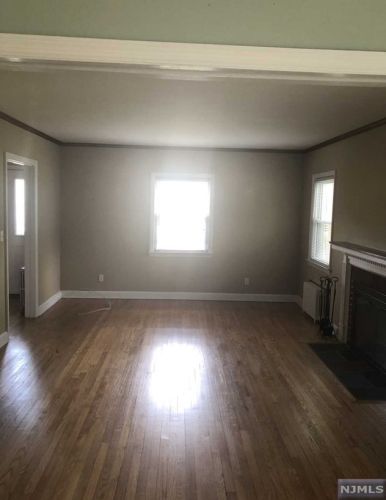 245 Larch Ave, Dumont NJ  07628-1341 exterior