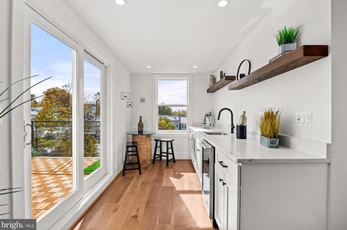 16 Adams St, Washington DC  20001-1026 exterior