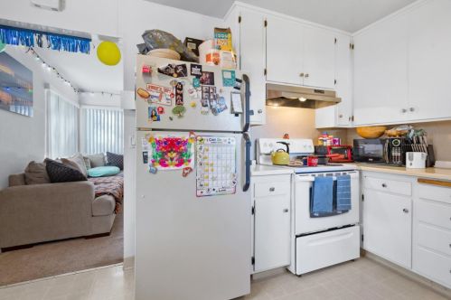 1710 46th Ave, Capitola CA 95010-2644 exterior