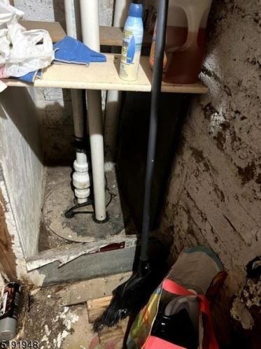 22 Seeley St, Paterson NJ 07501-3112 exterior