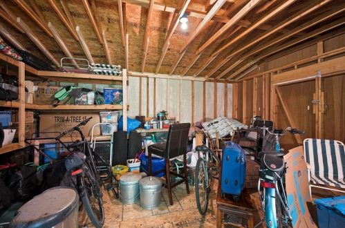 8709 Collingwood Dr, Austin TX 78748-5204 exterior