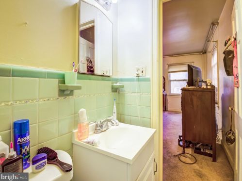 1323 Tewkesbury Pl, Washington DC 20012-2635 exterior