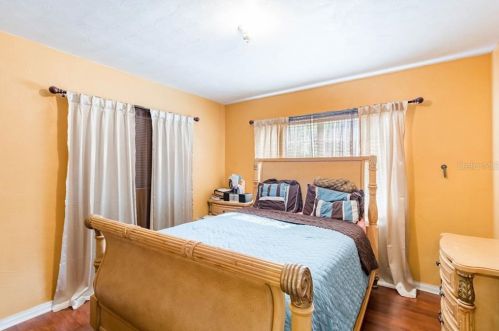 1918 Shadowlawn Ave, Tampa FL 33610-5151 exterior