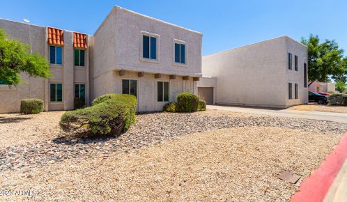 16051 25th Dr, Phoenix AZ  85023-4138 exterior