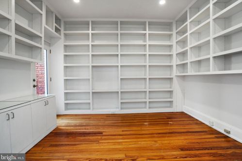 13 9, Washington DC 20001-4427 exterior