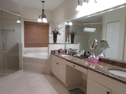 1258 San Esteban Ave, Fort Pierce FL 34953-4827 exterior