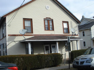 1214 Swetland St, Scranton, PA 18504-1879