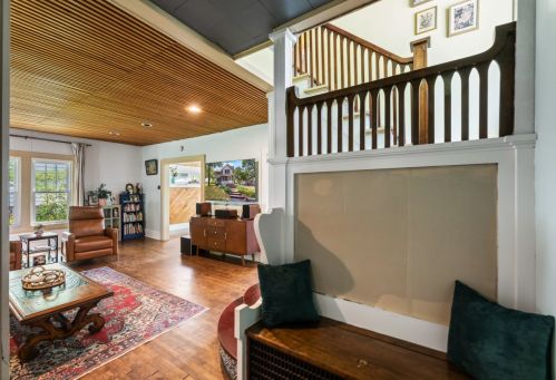 3379 Newhall St, Milwaukee, WI 53211-3045