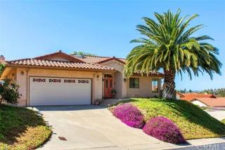 1183 Crescent Bend Pl, Fallbrook, CA 92028-3670