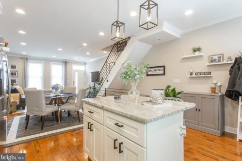 1233 Lawrence St, Philadelphia PA 19140-3348 exterior