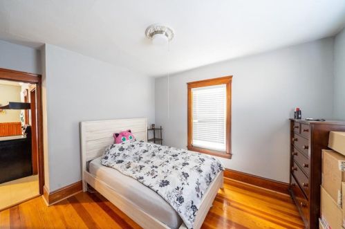 363 Logee St, Woonsocket RI 02895-6031 exterior