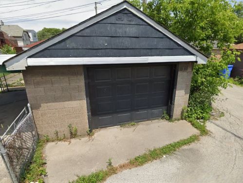 11345 Avenue, Chicago IL  60617-7145 exterior