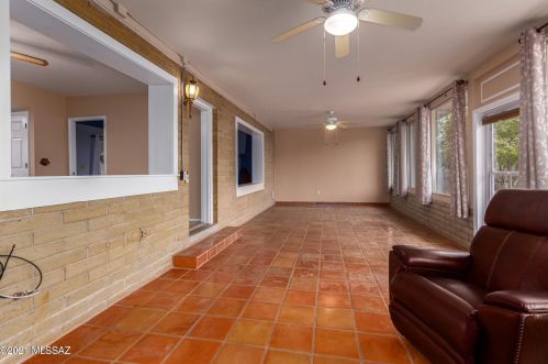 4578 Camino De Ln Codorniz, Tucson AZ 85745-9592 exterior