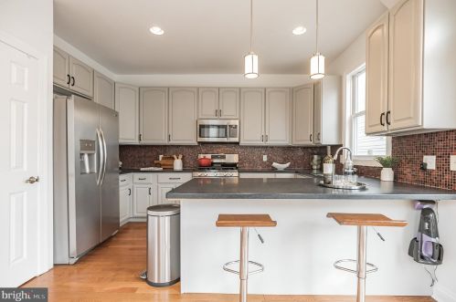 931 18 St, Philadelphia PA 19140-3508 exterior