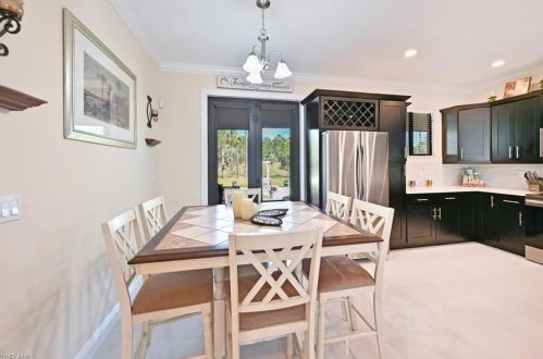 3841 10 Ave, Naples FL 34117-4979 exterior