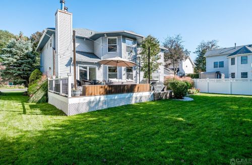 115 High St, Metuchen NJ 08840-2339 exterior