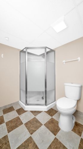 8243 Francisco Ave, Chicago IL 60645-4302 exterior