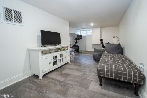 902 29 St, Philadelphia PA 19132-3020 exterior