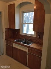 18904 Elkhart St, Detroit MI  48225-2106 exterior