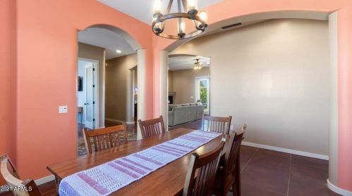 37243 19 Ave, Phoenix AZ 85086-9154 exterior