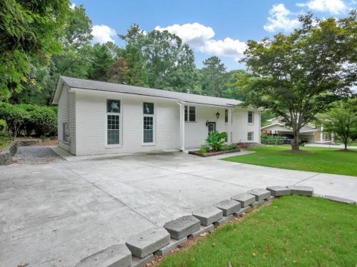 3885 Feldwood Pl, Atlanta GA  30349-2905 exterior