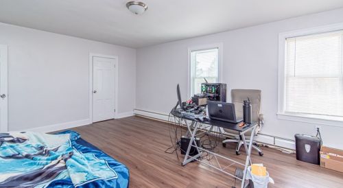 13 Ashwood St, Worcester MA 01604-3831 exterior