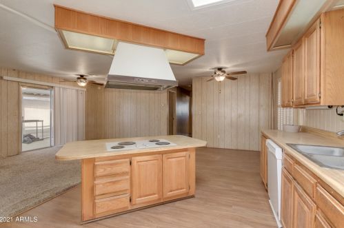 26006 Country Clb Dr, Chandler AZ 85248-6464 exterior