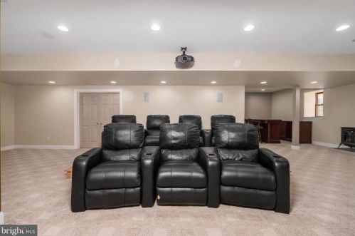 3181 Chestnut Hill Rd, Pottstown PA 19465-8560 exterior