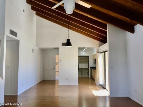 3070 4th St, Tucson AZ  85716-4426 exterior