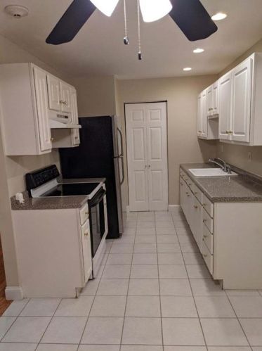 1560 Douglas Ave, Providence RI  02904-3858 exterior