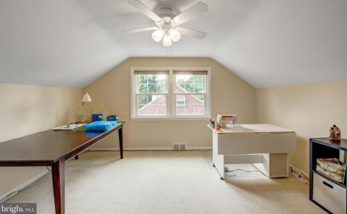 354 Vly Vw Rd, Media PA 19064-2616 exterior