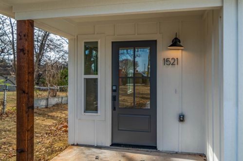 1521 Rusk Ave, Denison, TX 75020-6851