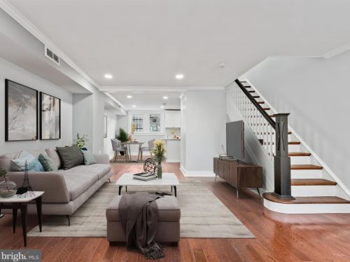 6634 Guyer Ave, Philadelphia PA  19142-2603 exterior