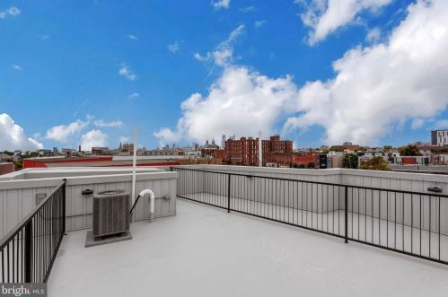 1840 Leithgow St, Philadelphia PA 19123-1430 exterior