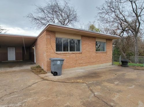 710 Boulevard Ter, Dallas TX  75211-2296 exterior