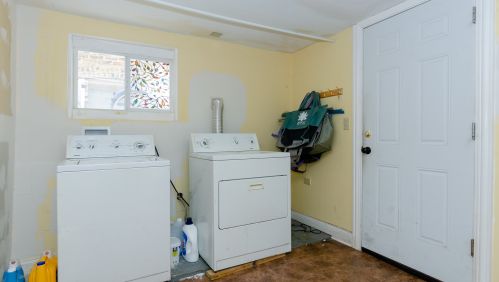 6030 Mozart St, Chicago IL 60629-2217 exterior