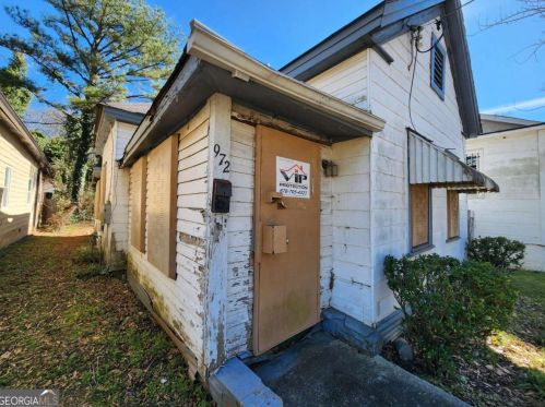 972 Hubbard St, Atlanta GA 30310-3136 exterior