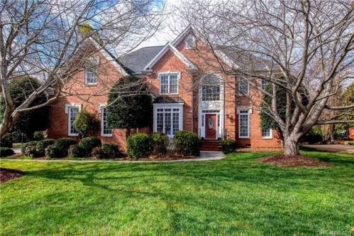 11917 Darby Chase Dr, Charlotte NC  28277-3229 exterior