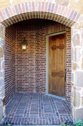 8608 Calvin Rd, Irving TX  75063-3934 exterior